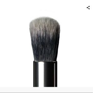 Anastasia Beverly Hills A6 Pro Brush – Buff Blend